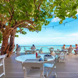 Resort Travellers Negril