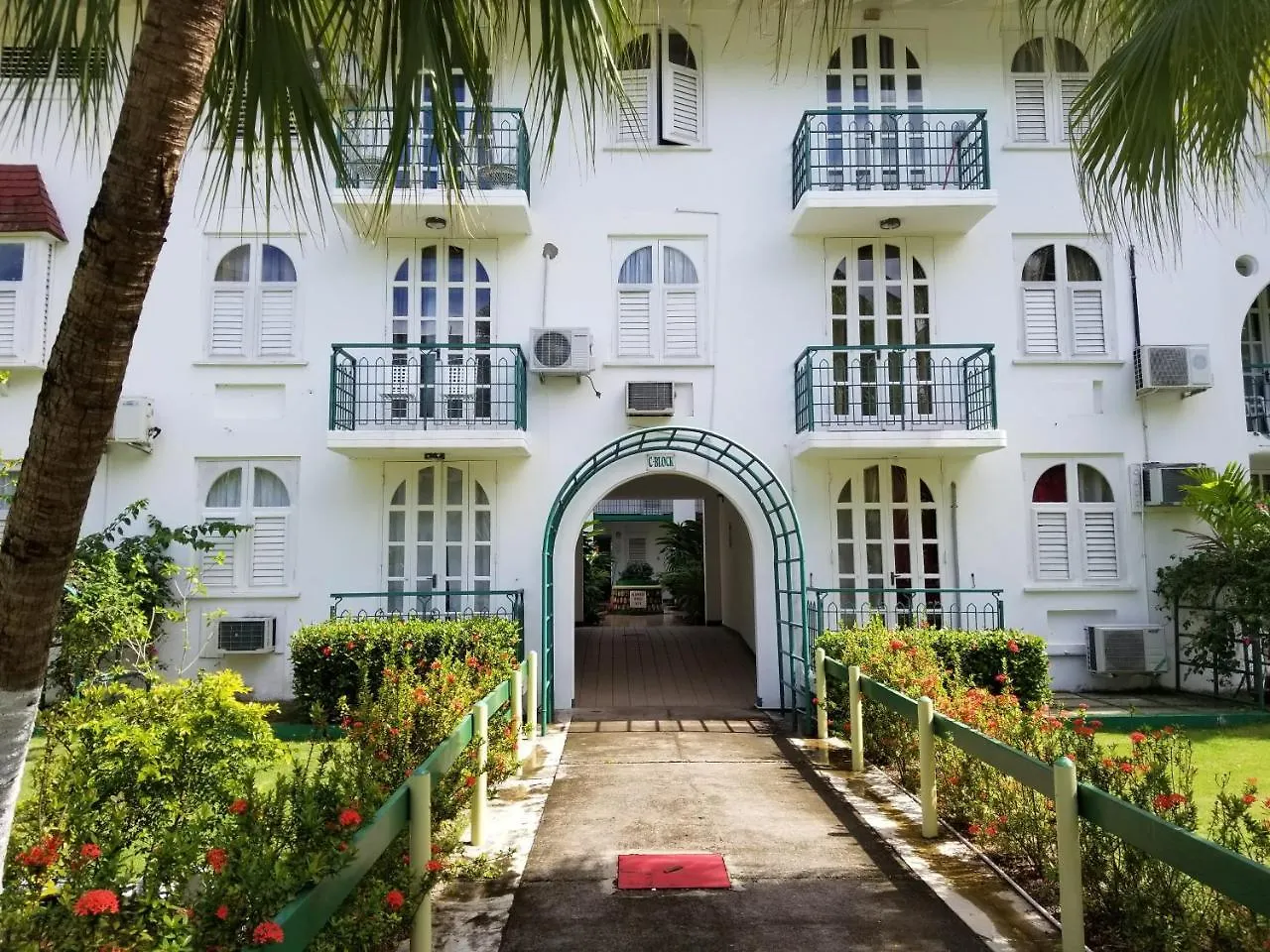 Oasis At Sandcastles Adults Only Luxury King Suite Jamaica