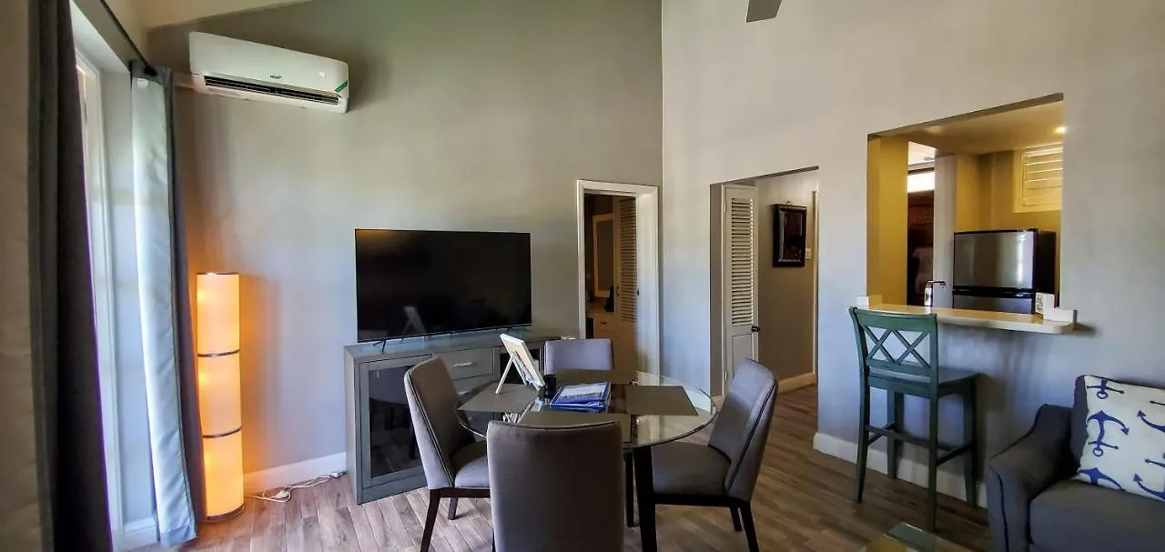 Oasis At Sandcastles Adults Only Luxury King Suite Aparthotel