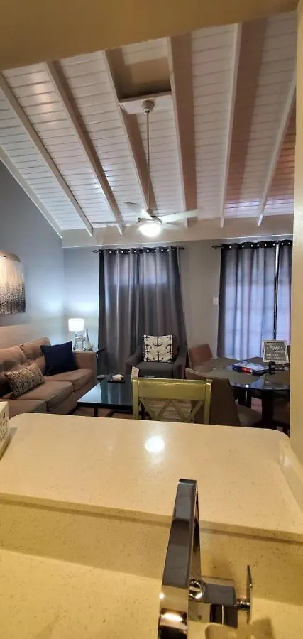 Aparthotel Oasis At Sandcastles Adults Only Luxury King Suite